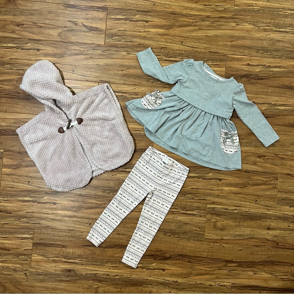 Girls size 24 months Baby doll Top & Bottom set & Hooded Poncho bundle
